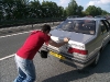 Lolo-pousse-la-voiture.jpg